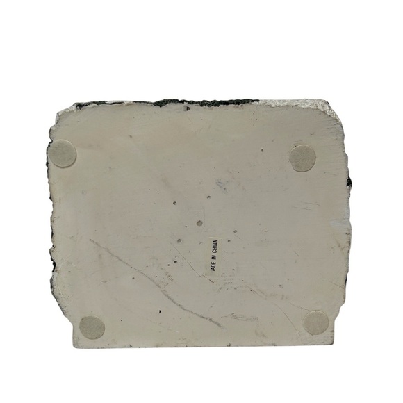 Church and Carolers Village Clock w/Music Christmas/Holiday - Picture 7 of 7